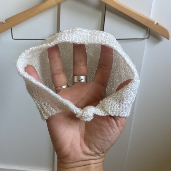 Vintage Knit Baby Bonnet - Picture 4 of 6